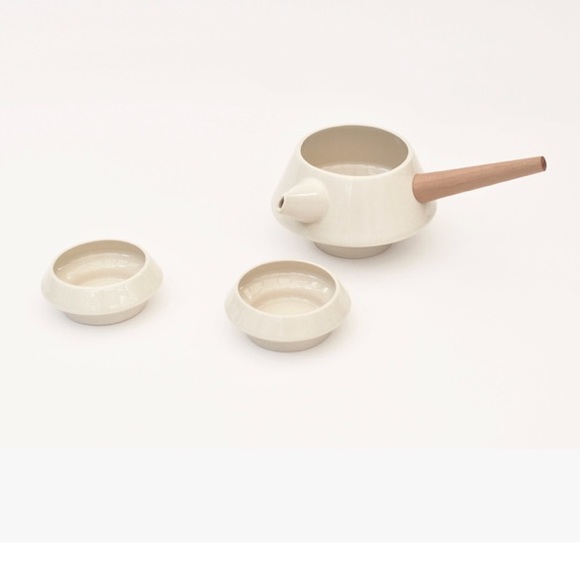 Designer ceramic cups designed by Müzz Design - Picture 2 of 2